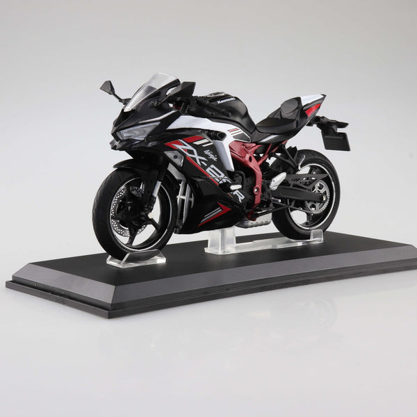Aoshima 1/12 Diecast Motorcycle, KAWASAKI Ninja ZX-25R Metallic Spark