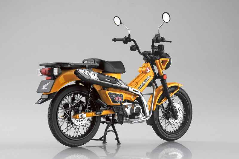 Aoshima 11184 1/12 Honda CT125 Hunter Cub Turmeric Yellow Diecast Motorcycle