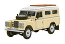 Revell 7056 1/24 Land Rover Series III LWB (Commercial)
