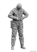 BORDER MODELS BR009 1/35 German Bomber Pilots for He111, Ground Status