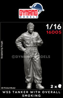 Dynamo DYM16005 1/16 Tanker No.2 with Overall Smoking