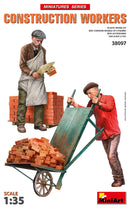 MiniArt 38097 1/35 Construction Workers with Accessories