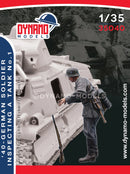 Dynamo DYM35040 1/35 German Soldier Inspecting a tank No. 1 -1940