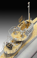 Revell 5163 1/72 German Submarine Type VII C-41 Platinum  (Limited Edition)