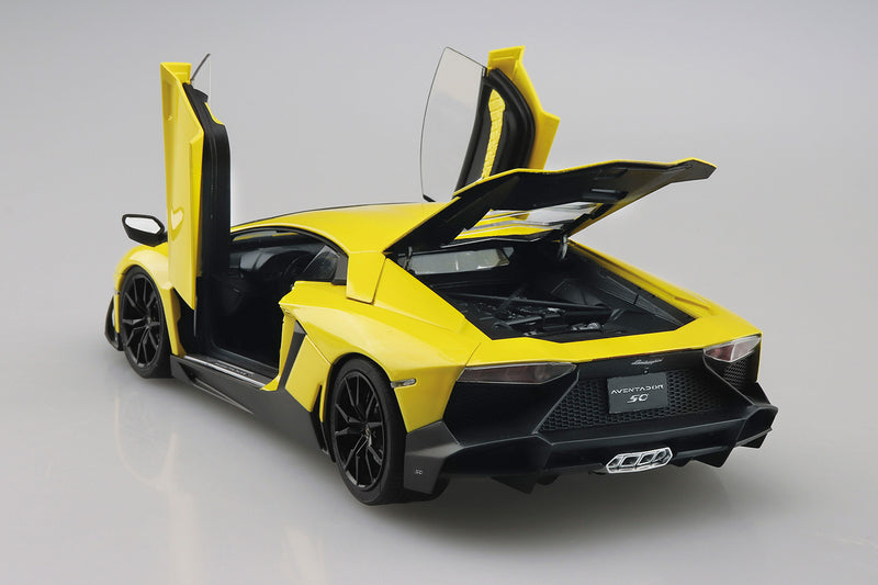 Aoshima 05982 1/24 Lamborghini Aventador 50th Anniversario '13