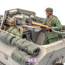Sol Resin Factory MM826 1/16  WWII German Sd.Kfz.251/22 Crew
