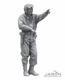 Jason Studios 16013 1/16 U.S. M8 Greyhound crew pointing