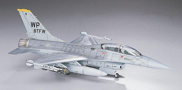 Hasegawa 00444 1/72 F-16B Plus Fighting Falcon