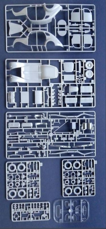 Roden 817 1/35 Ford V8 G81A Special 1938