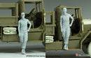 Def Model DF35034 1/35 US Driver leaning next to truck, Vietnam