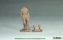 Def Model DF35035 1/35 WWII German Tank Crew Rest Leaning Against Tank