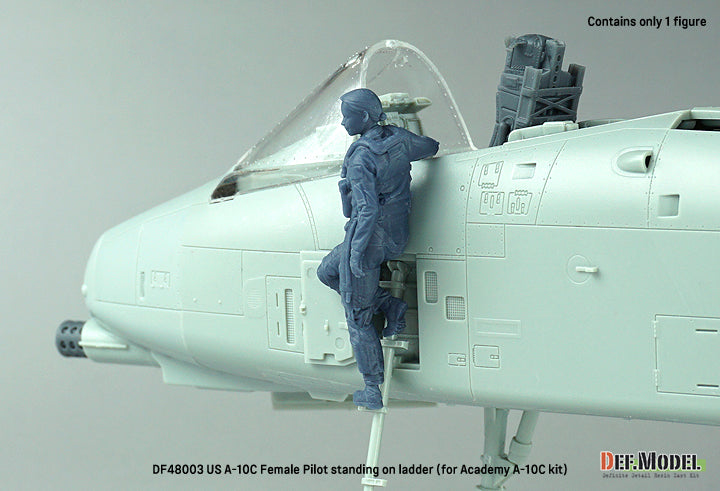 Def Model DF48003 1/48 US A-10C Female Pilot standing on ladder (for Academy A-10C kit)