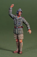 Def Model DO35013 1/35 WWII DAK Panzer Commander on board