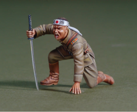 Def Model DO35033 1/35 WWII Japanese Officer "Banzai Attack"