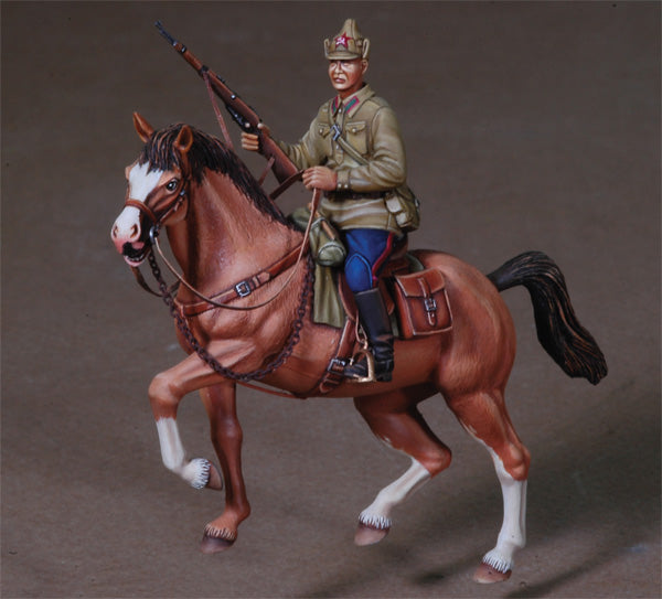 Def Model DO35C06 1/35 WWII Russian Mounted trooper