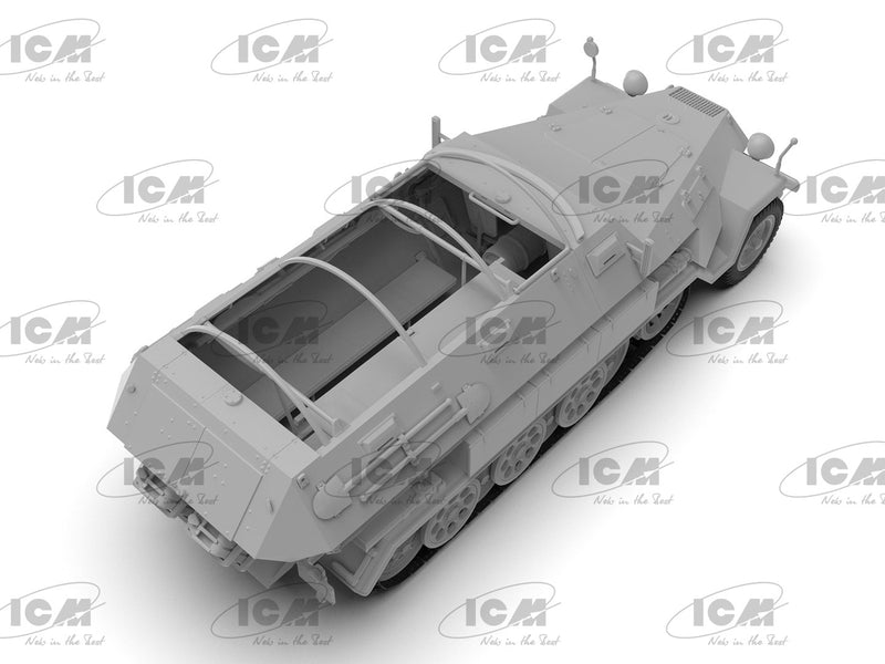 ICM 35113 1/35 Sd.Kfz.251/8 Ausf.A WWII German Ambulance