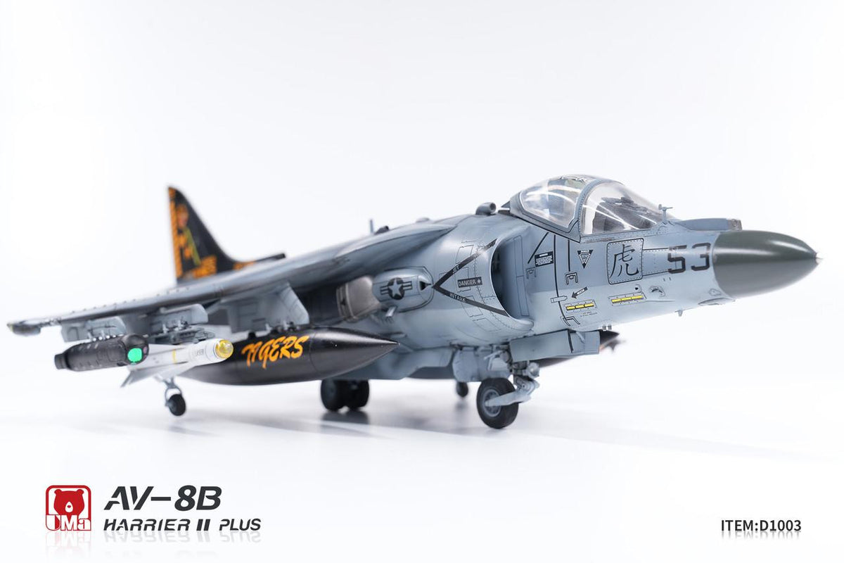 PREORDER - NOT IN STOCK UMa Models D1003 1:48 AV-8B Harrier II Plus