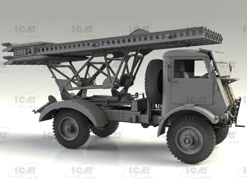 ICM 35591 1/35 BM-13-16 on W.O.T. 8 chassis, WWII Soviet MLRS