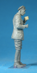 Copper State Models F35002 1/35 British Armoured Car Division Serviceman on Tea Break