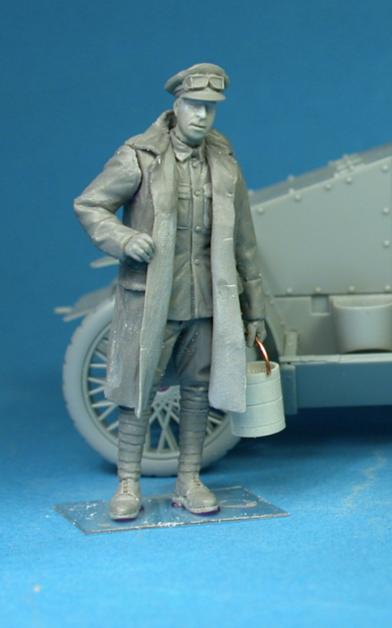Copper State Models F35007 1/35 British RNAS Armoured Car Division Crewman With A Bucket