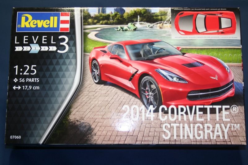 Revell 07060 1/25 2014 Corvette Stingray