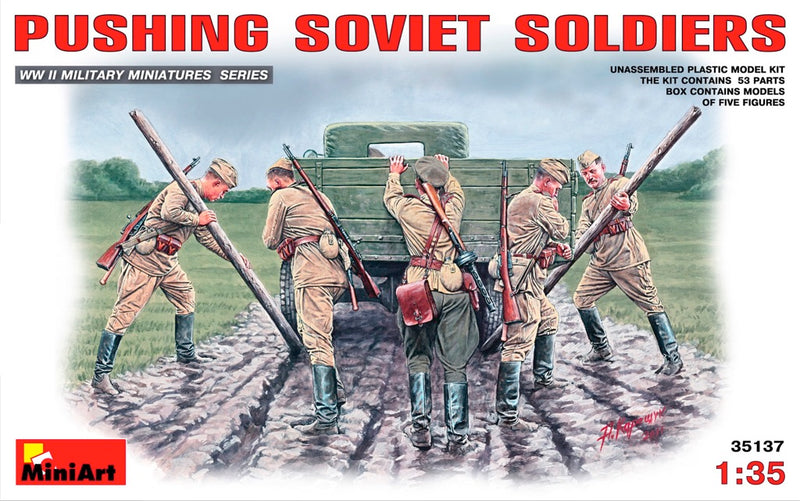 MiniArt 35137 1/35 Pushing Soviet Soldiers