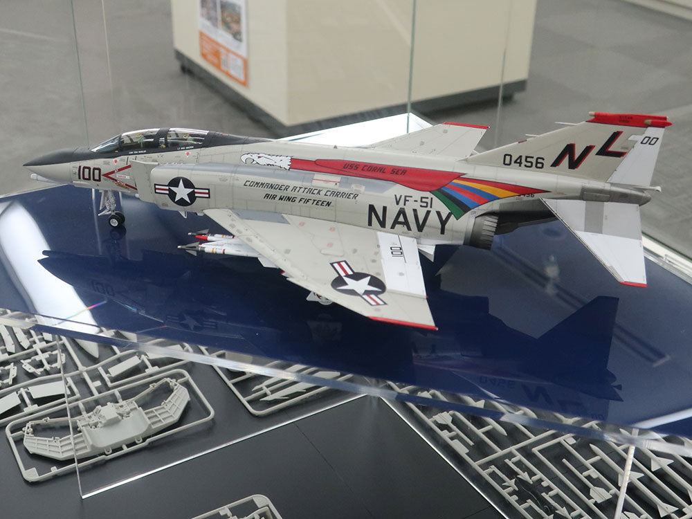 Tamiya 61121 1/48 McDonnell Douglas F-4B Phantom II