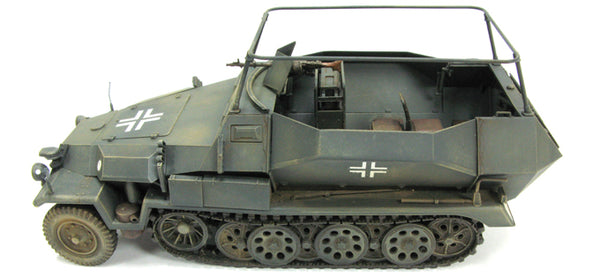 AFVクラブ 1/35 8輪重装甲車、Sdkfz251/7C、251/17 ３点 AFVクラブ 1/35 8輪重装甲車、Sdkfz251/7C、251/17 3点 AFVクラブ
