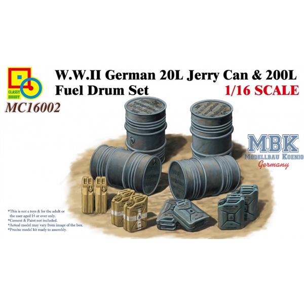 Classy Hobby 16002 1/16  German 20L Jerry Can & 200L Fuel Drum Set