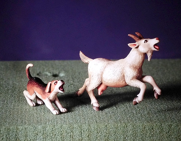 Def Model DO35A03 1/35 Goat and Beagle Figures