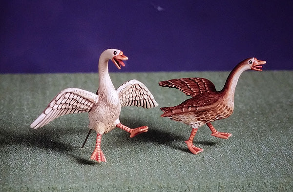 Def Model DO35A04 1/35 Scared Geese Figures