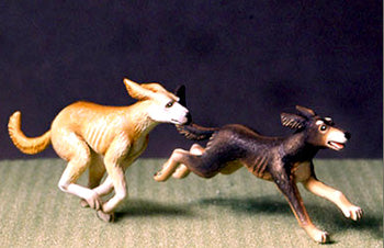 Def Model DO35A05 1/35 Running hounds figure