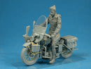 MiniArt 35168 1/35 US Military Policeman with Motorcycle