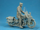 MiniArt 35168 1/35 US Military Policeman with Motorcycle