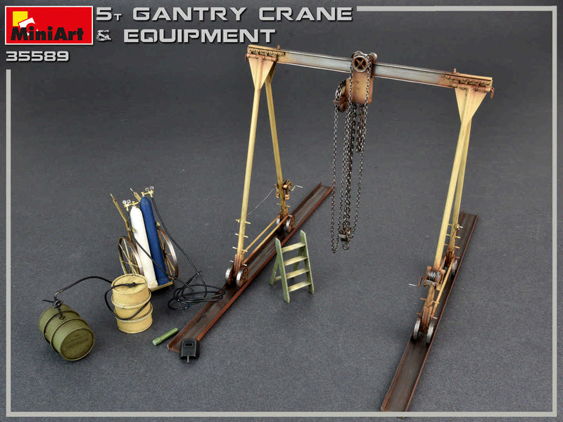 MiniArt 35589 1/35 5 Ton Gantry Crane & Equipment