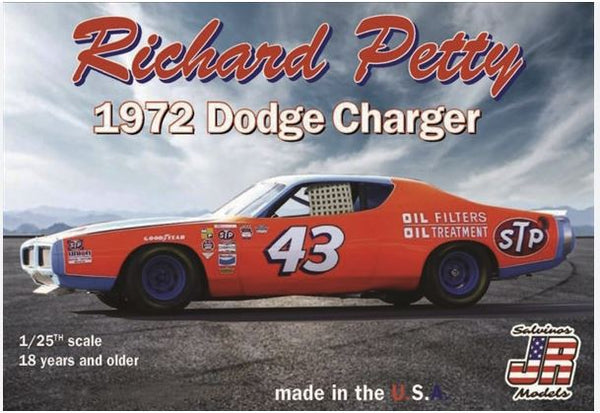 Salvinos JR RPDC1972TX 1/25 Richard Petty '72 Dodge Charger.